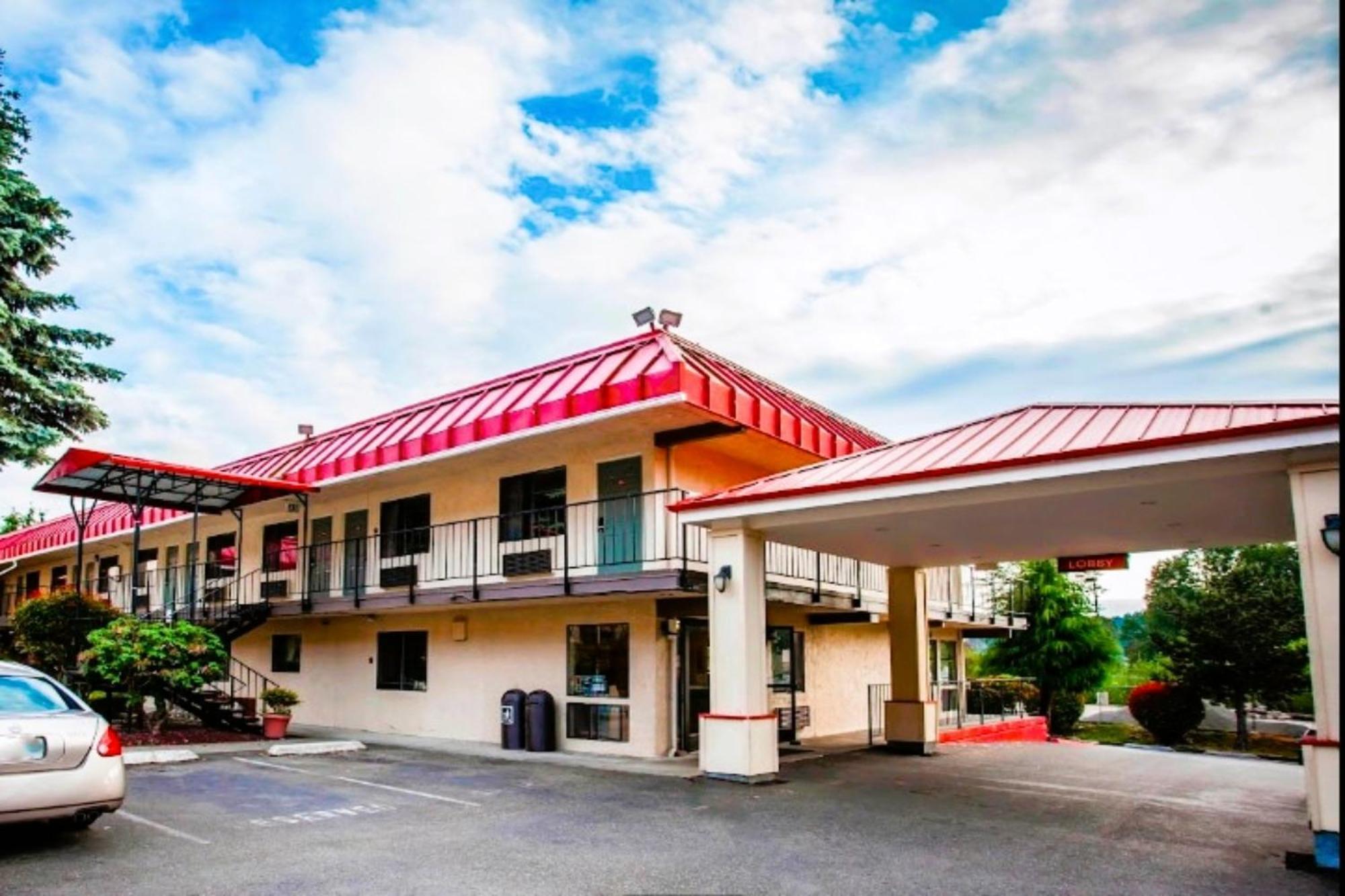 Inn At Lake Washington By Oyo I-405 Renton Exterior photo